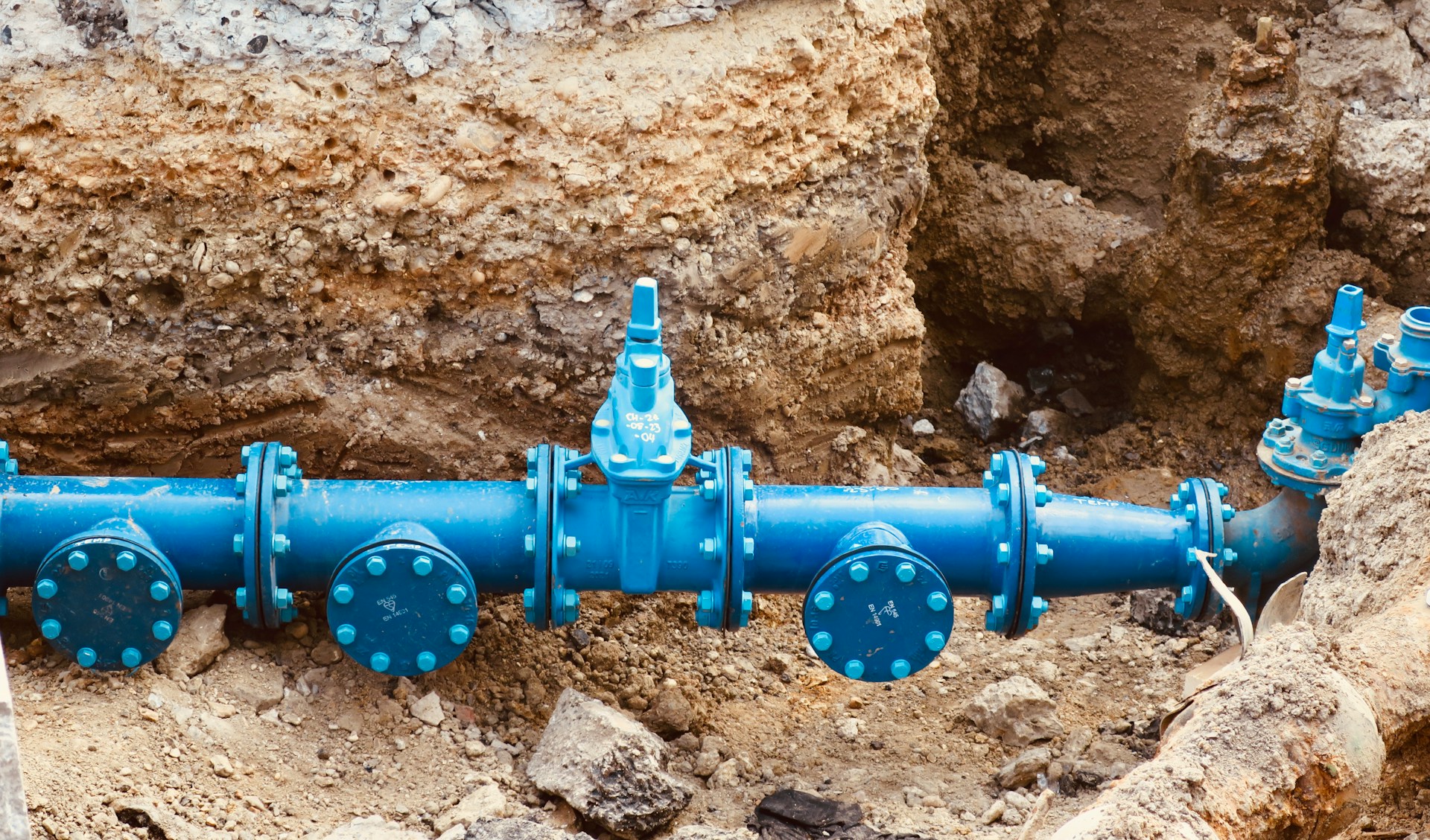 signs of sewer line problems